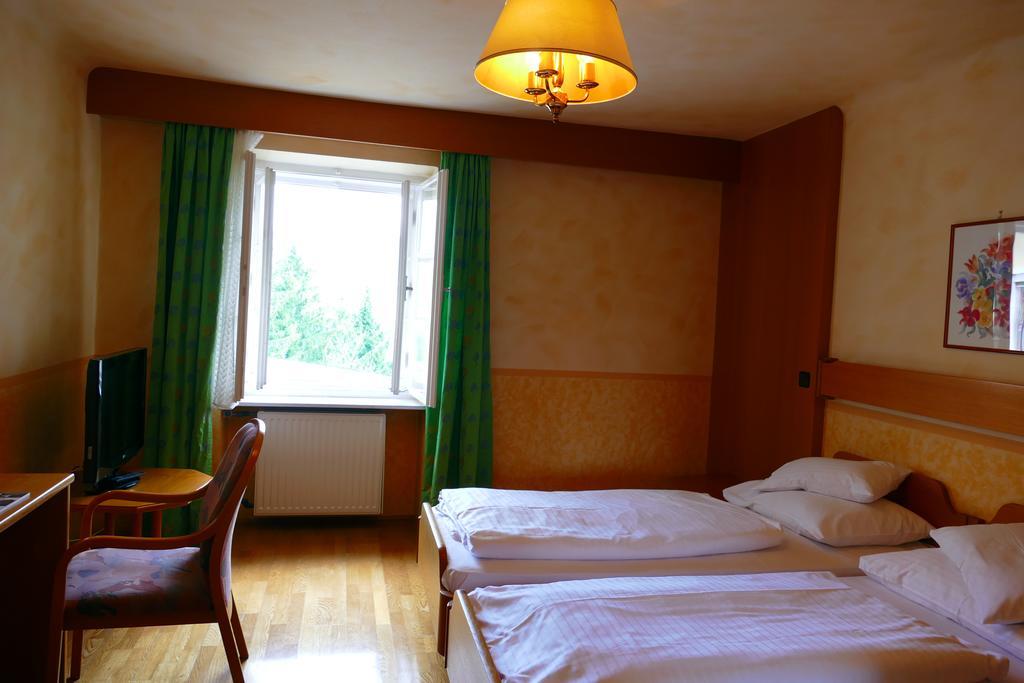 Hotel Pfeifer Zum Kirchenwirt Graz Esterno foto